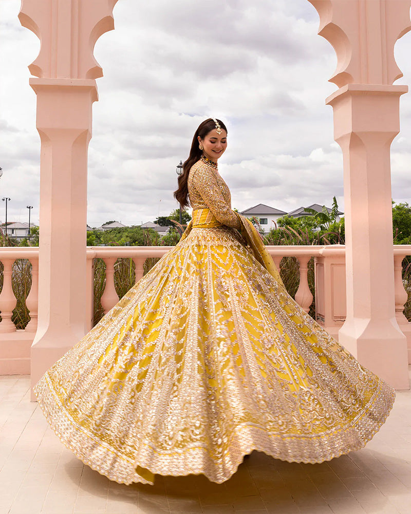 Golden Festive Radiance
