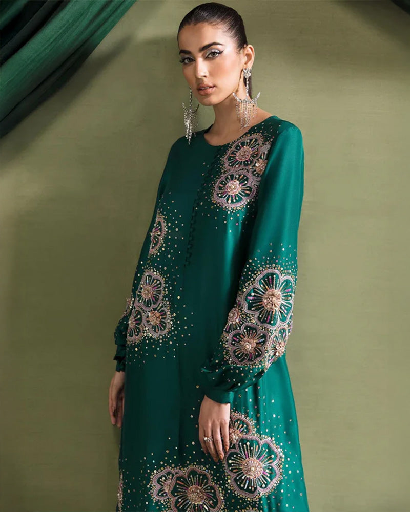 Olivia Silk Aura