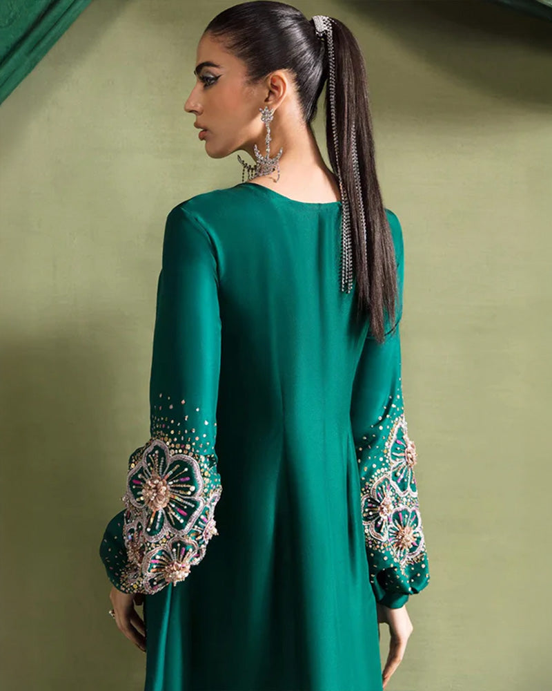 Olivia Silk Aura