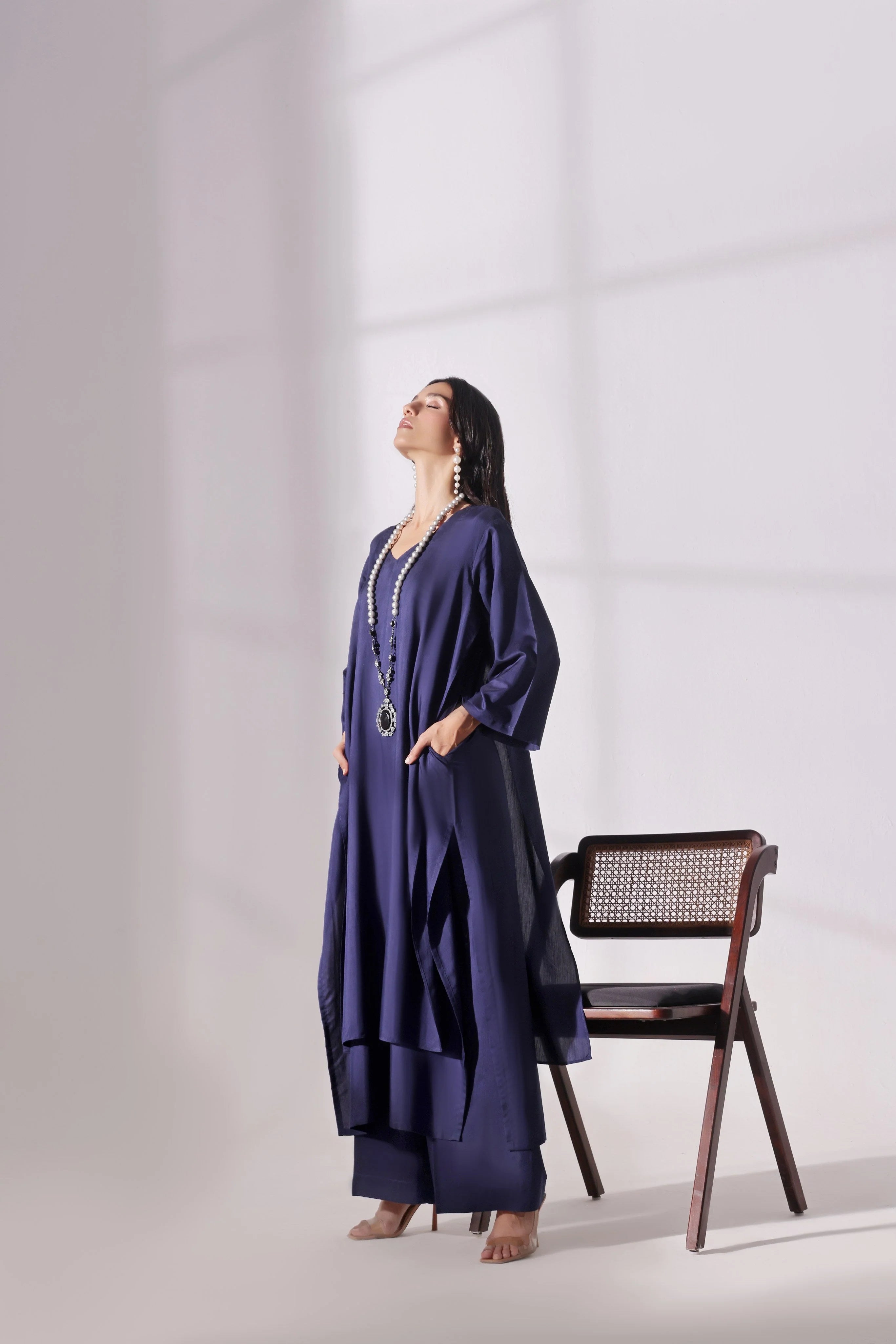 Noir Modern Minimalist - Stitched 2PC