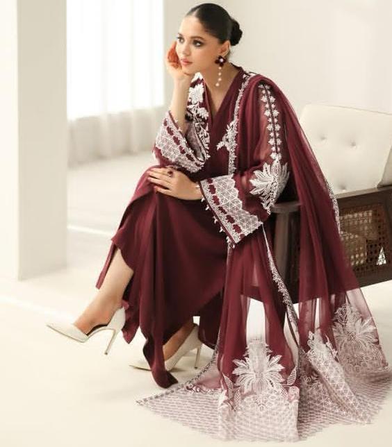 Thread & Sparkle Chiffon- Unstitched 3PC