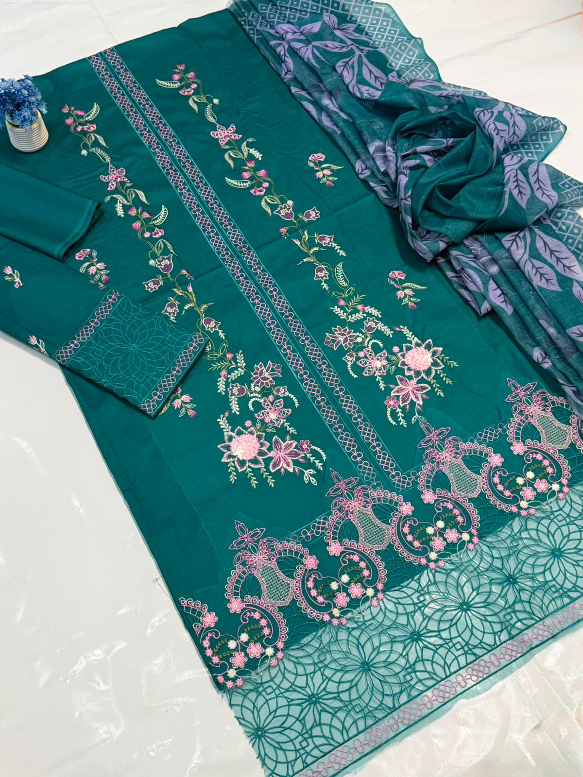Premium Lawn | 3PC Unstitched