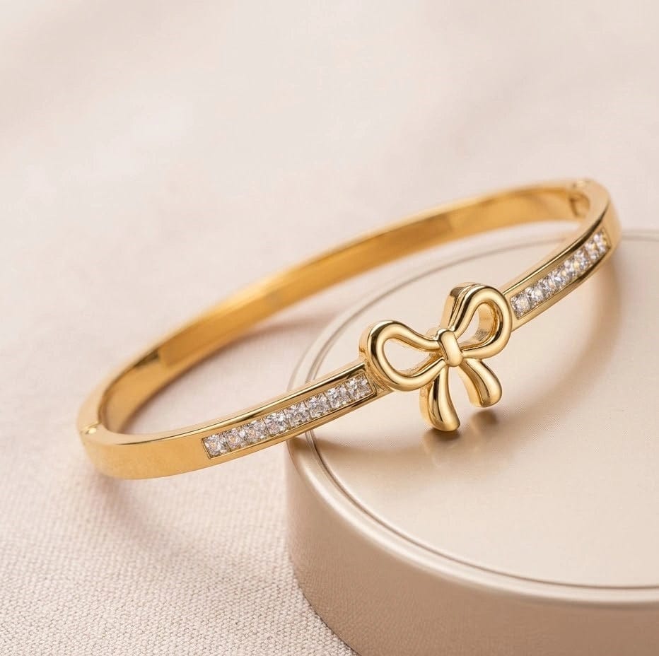 Romantic Golden Bow Bangle