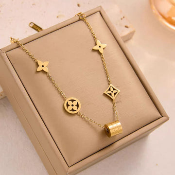 Four-Leaf Clover Bracelet